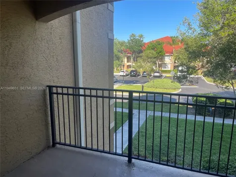 160 SW 117th Terrace Pembroke Pines FL 33025