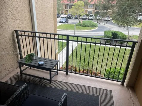 160 SW 117th Terrace Pembroke Pines FL 33025