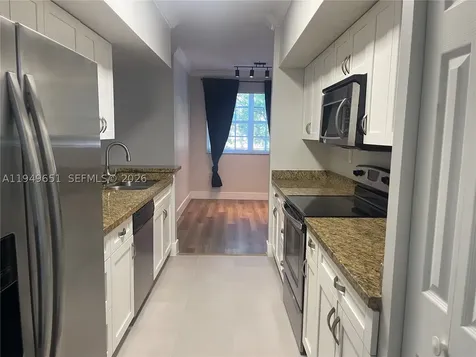 160 SW 117th Terrace Pembroke Pines FL 33025