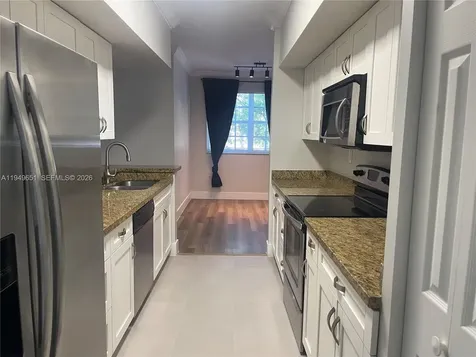 160 SW 117th Terrace Pembroke Pines FL 33025