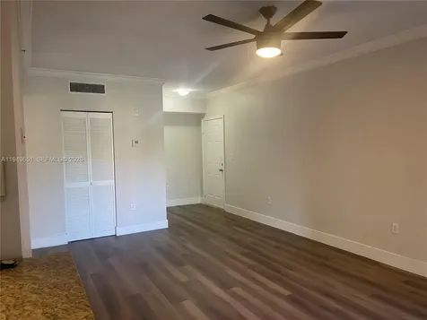 160 SW 117th Terrace Pembroke Pines FL 33025