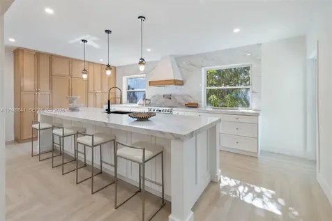 420 NE 55th Terrace Miami FL 33137