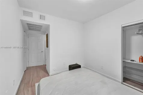 1450 Meridian Avenue Miami Beach FL 33139