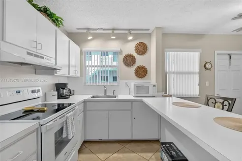 4520 El Mar Lauderdale By The Sea FL 33308