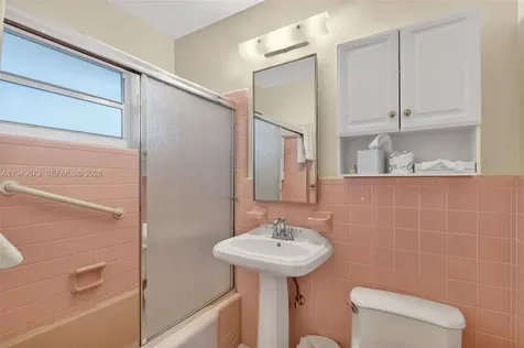 4520 El Mar Lauderdale By The Sea FL 33308