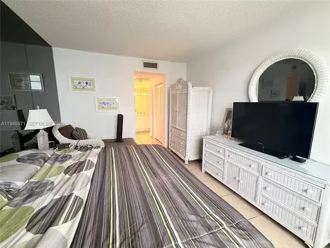 300 Bayview Drive Sunny Isles Beach FL 33160