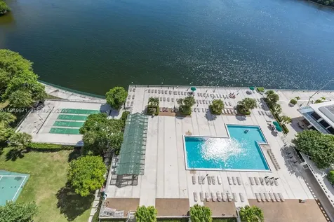 300 Bayview Drive Sunny Isles Beach FL 33160