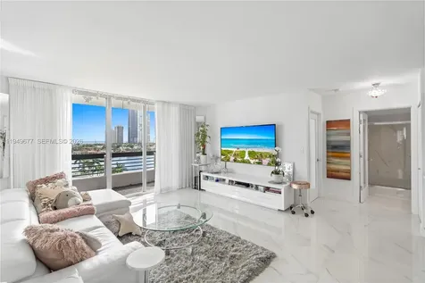 3600 Mystic Pointe Drive Aventura FL 33180