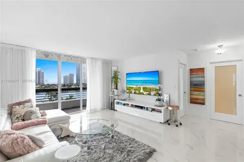3600 Mystic Pointe Drive Aventura FL 33180