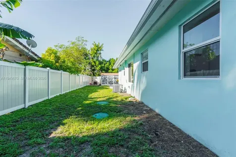 2320 Funston Street Hollywood FL 33020
