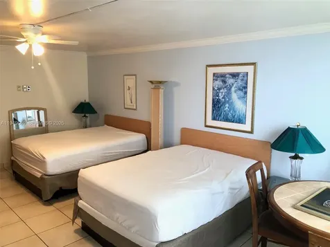 19201 Collins Avenue Sunny Isles Beach FL 33160