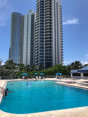 19201 Collins Avenue Sunny Isles Beach FL 33160