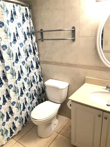 19201 Collins Avenue Sunny Isles Beach FL 33160