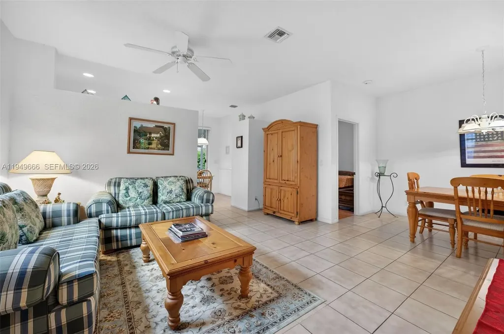 11641 NW 47th Drive Coral Springs FL 33076