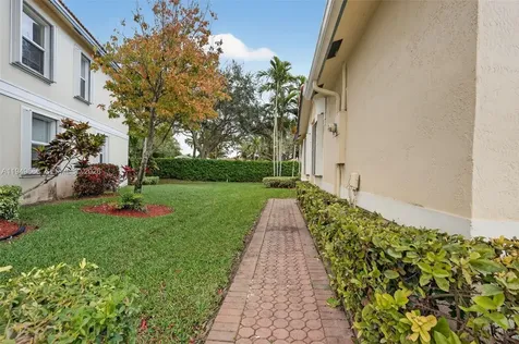 11641 NW 47th Drive Coral Springs FL 33076
