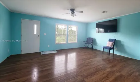 612 Hunting Club Avenue Clewiston FL 33440