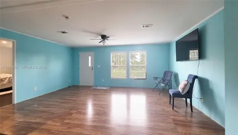 612 Hunting Club Avenue Clewiston FL 33440