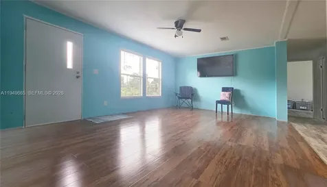 612 Hunting Club Avenue Clewiston FL 33440