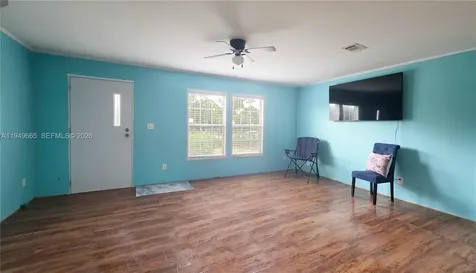 612 Hunting Club Avenue Clewiston FL 33440