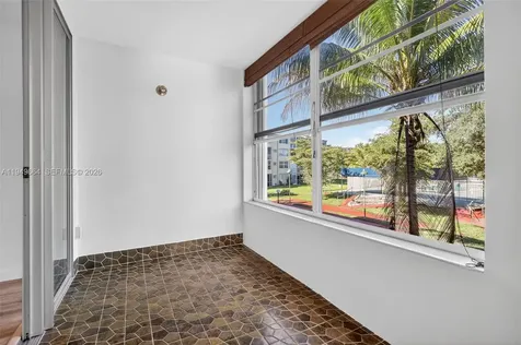 1501 NE 191st Street Miami FL 33179