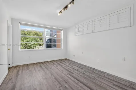 1501 NE 191st Street Miami FL 33179
