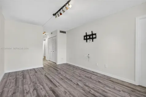 1501 NE 191st Street Miami FL 33179