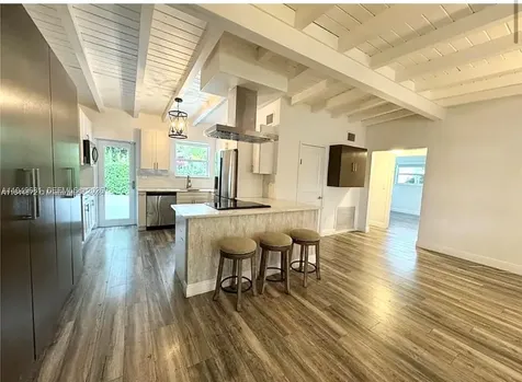 2075 S Hibiscus Drive North Miami FL 33181