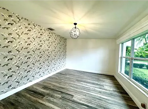 2075 S Hibiscus Drive North Miami FL 33181
