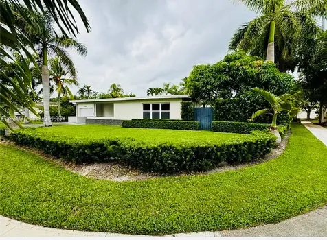 2075 S Hibiscus Drive North Miami FL 33181