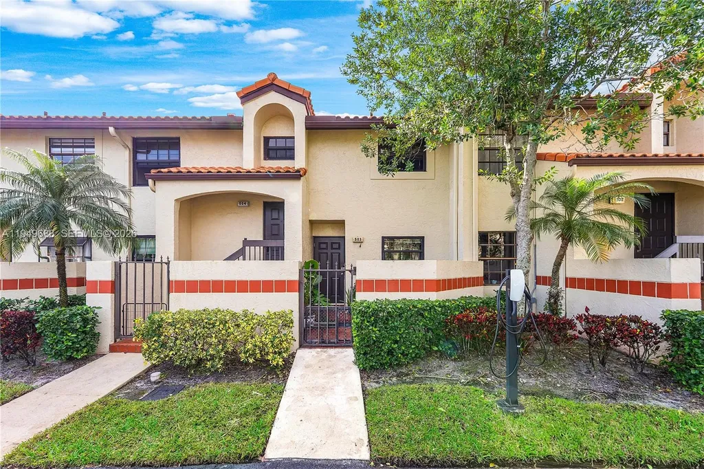 503 Republic Court Deerfield Beach FL 33442