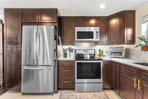 503 Republic Court Deerfield Beach FL 33442