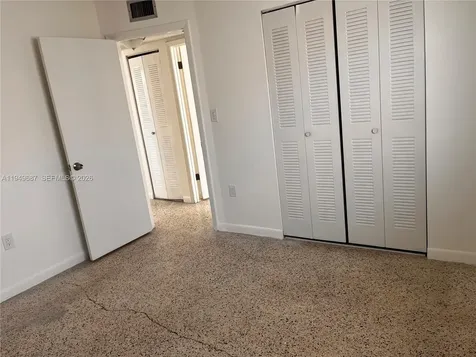 928 SW 30th Avenue Miami FL 33135