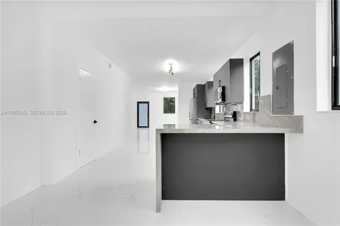 972 SW 44th Avenue Miami FL 33134