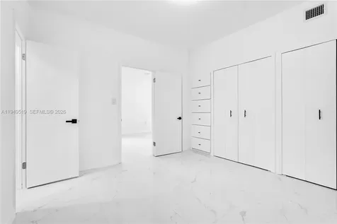 972 SW 44th Avenue Miami FL 33134