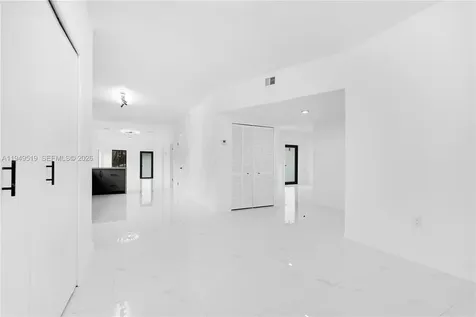 972 SW 44th Avenue Miami FL 33134
