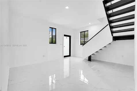 972 SW 44th Avenue Miami FL 33134