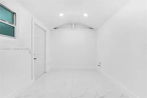 972 SW 44th Avenue Miami FL 33134