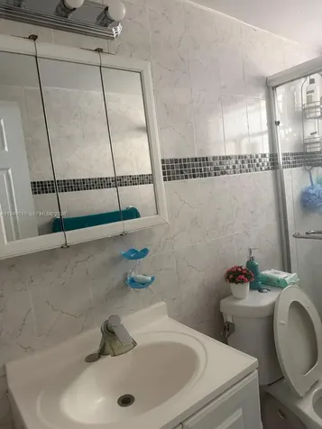 350 E 21st Street Hialeah FL 33010