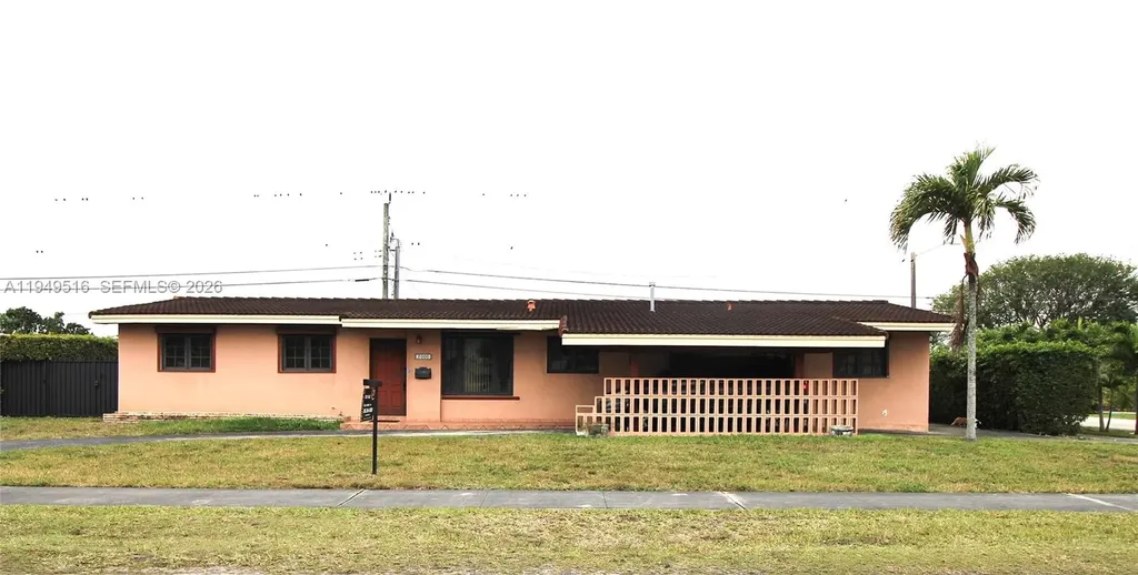 2000 SW 84th Avenue Miami FL 33155