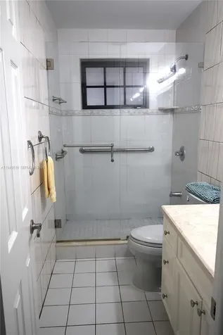 2000 SW 84th Avenue Miami FL 33155