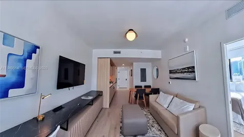 225 N Miami Avenue Miami FL 33132