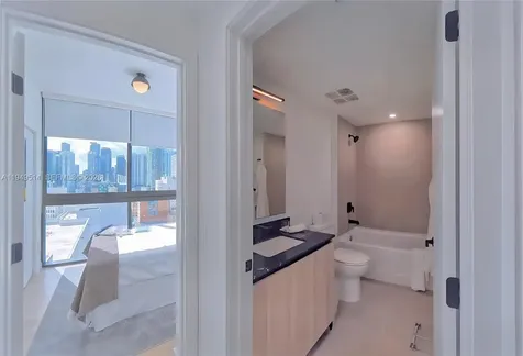225 N Miami Avenue Miami FL 33132