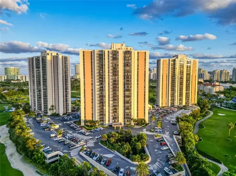 20301 W Country Club Drive Aventura FL 33180