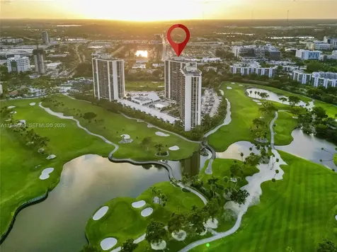 20301 W Country Club Drive Aventura FL 33180
