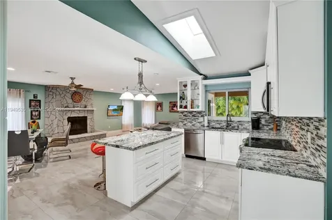 11201 NW 4th Court Plantation FL 33325