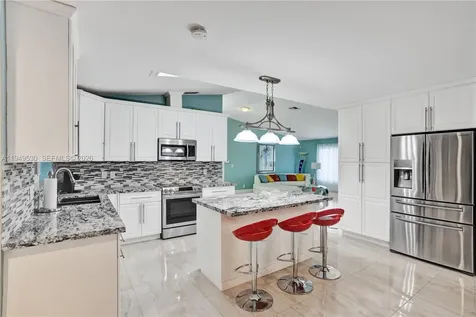 11201 NW 4th Court Plantation FL 33325