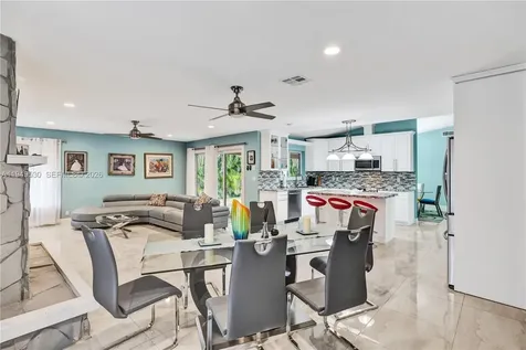 11201 NW 4th Court Plantation FL 33325