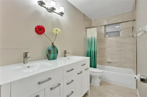 11201 NW 4th Court Plantation FL 33325