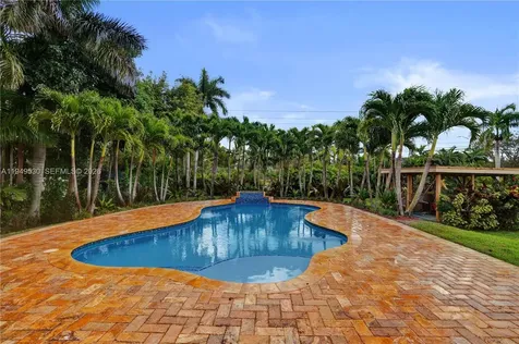 11201 NW 4th Court Plantation FL 33325