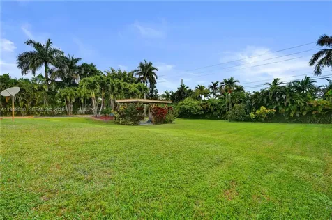 11201 NW 4th Court Plantation FL 33325